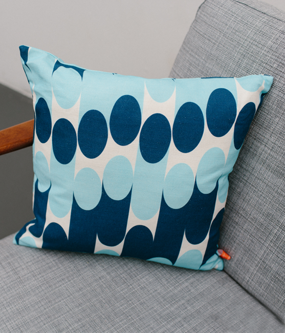 Cushion - Milkky - Blues